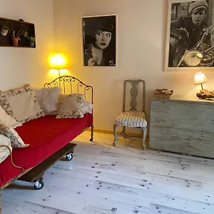 https://le-vieux-fournil.fr-provencehotel.com